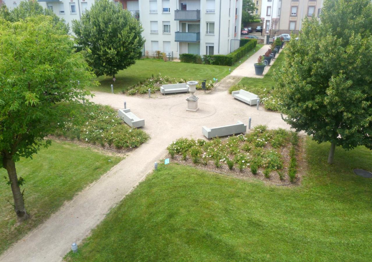 Apartment La Houblonniere Standing Et Confort A *